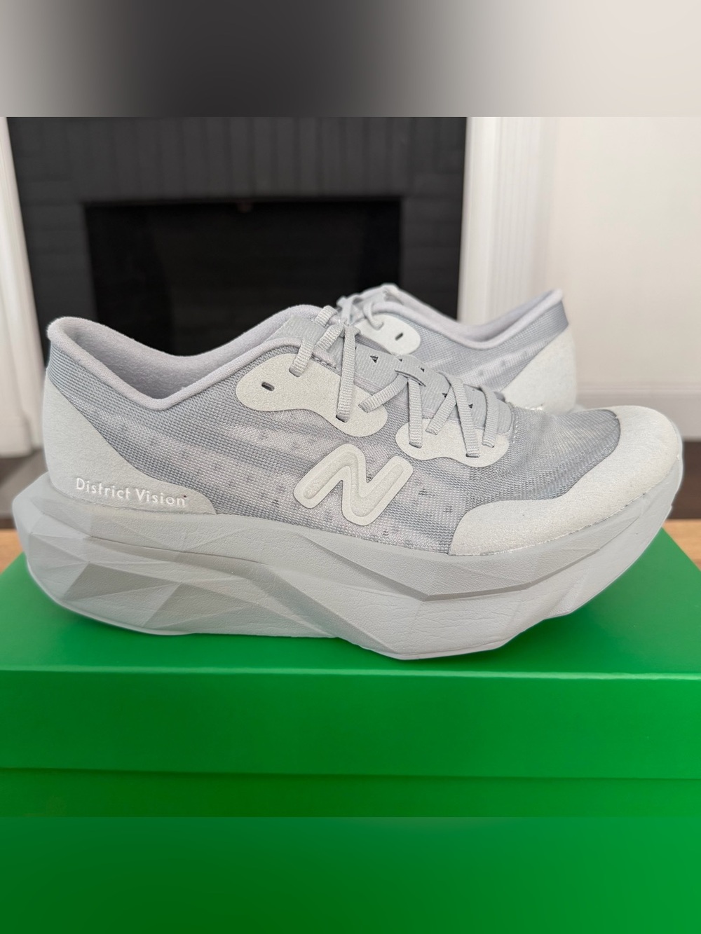 New Balance x District Vision FuelCell SuperComp Elite v4 - Womens Size 5.5